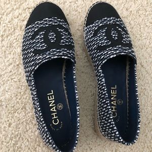 CHANEL 19c Cruise Collection Tweed Espadrilles